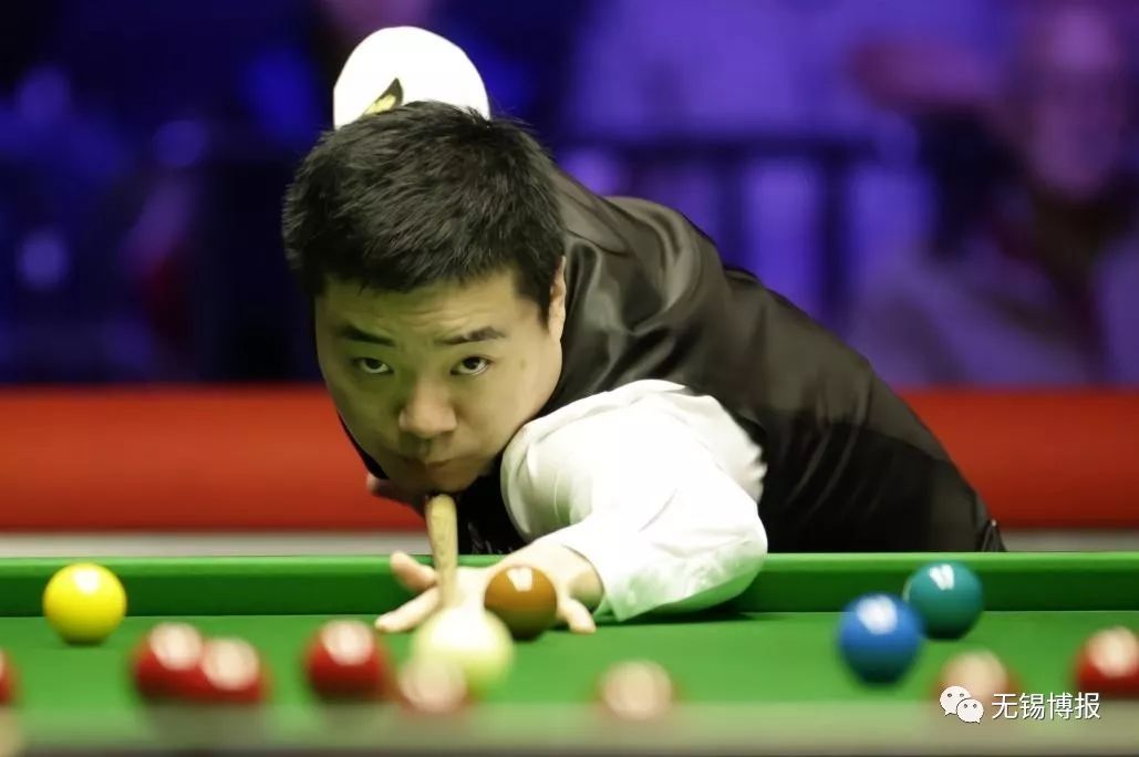 反而表现得 反而表现得