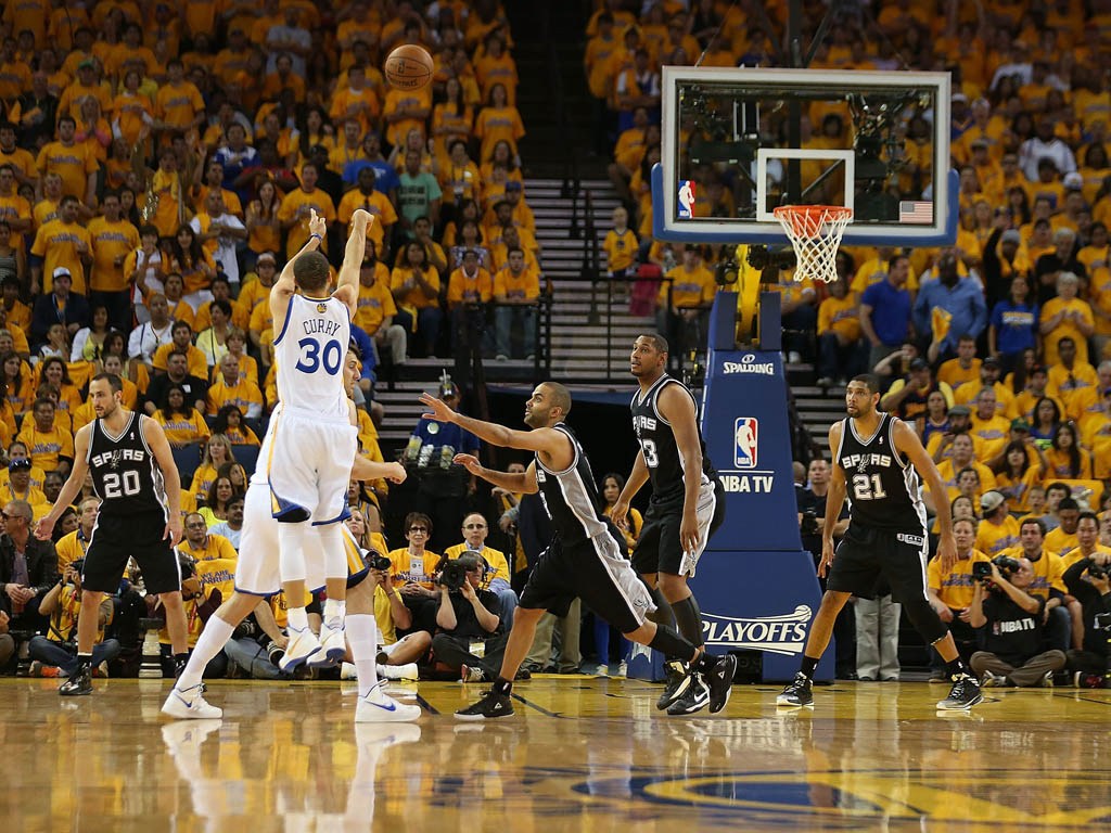 防守端的横 防守端的横