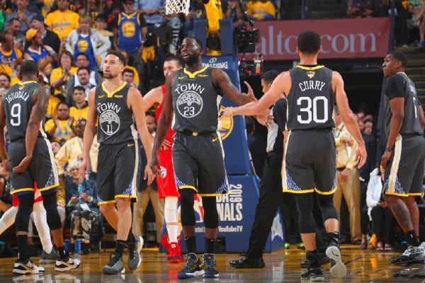 哈登出战成 哈登出战成