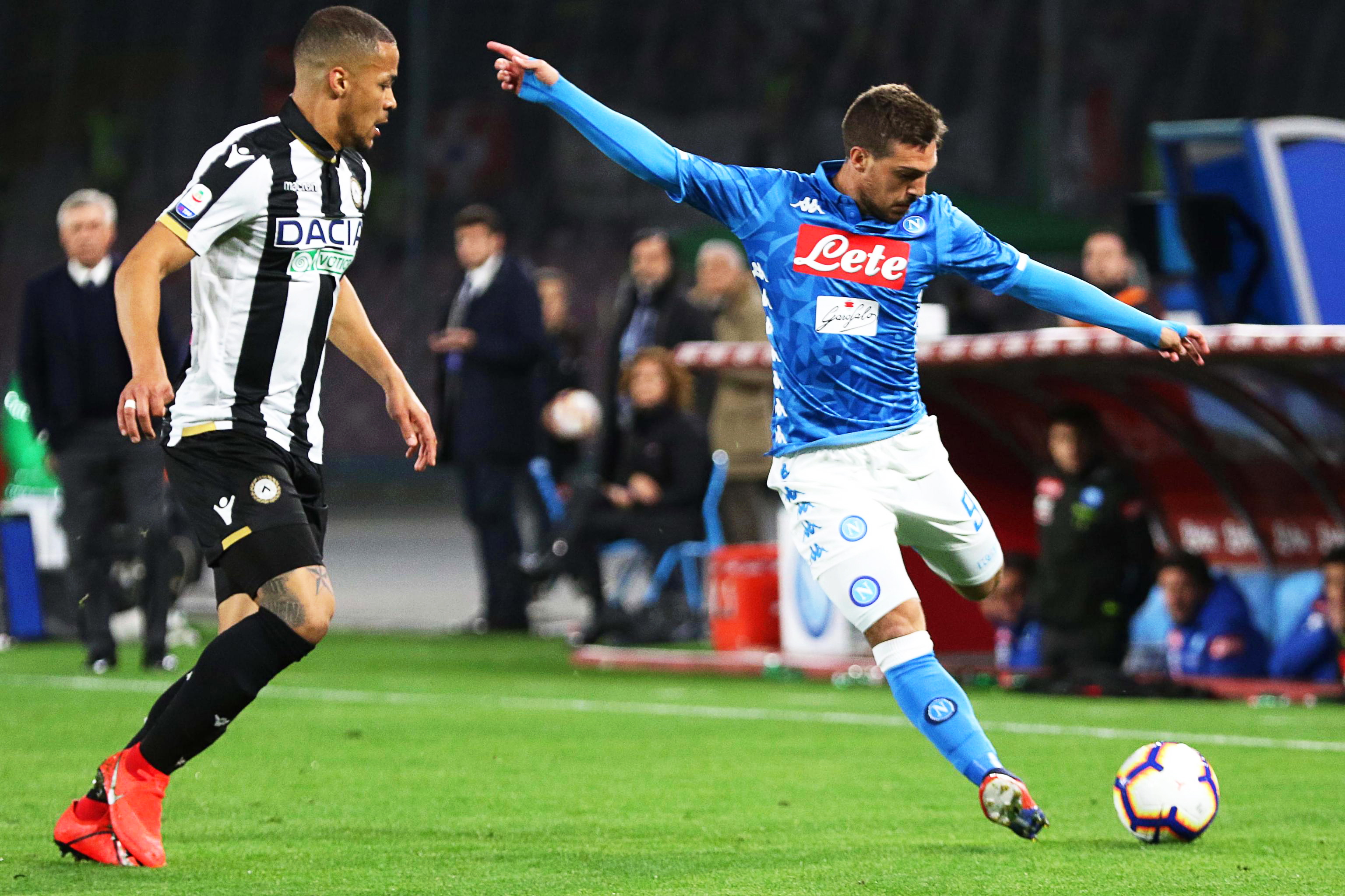 围绕这名成 围绕这名成